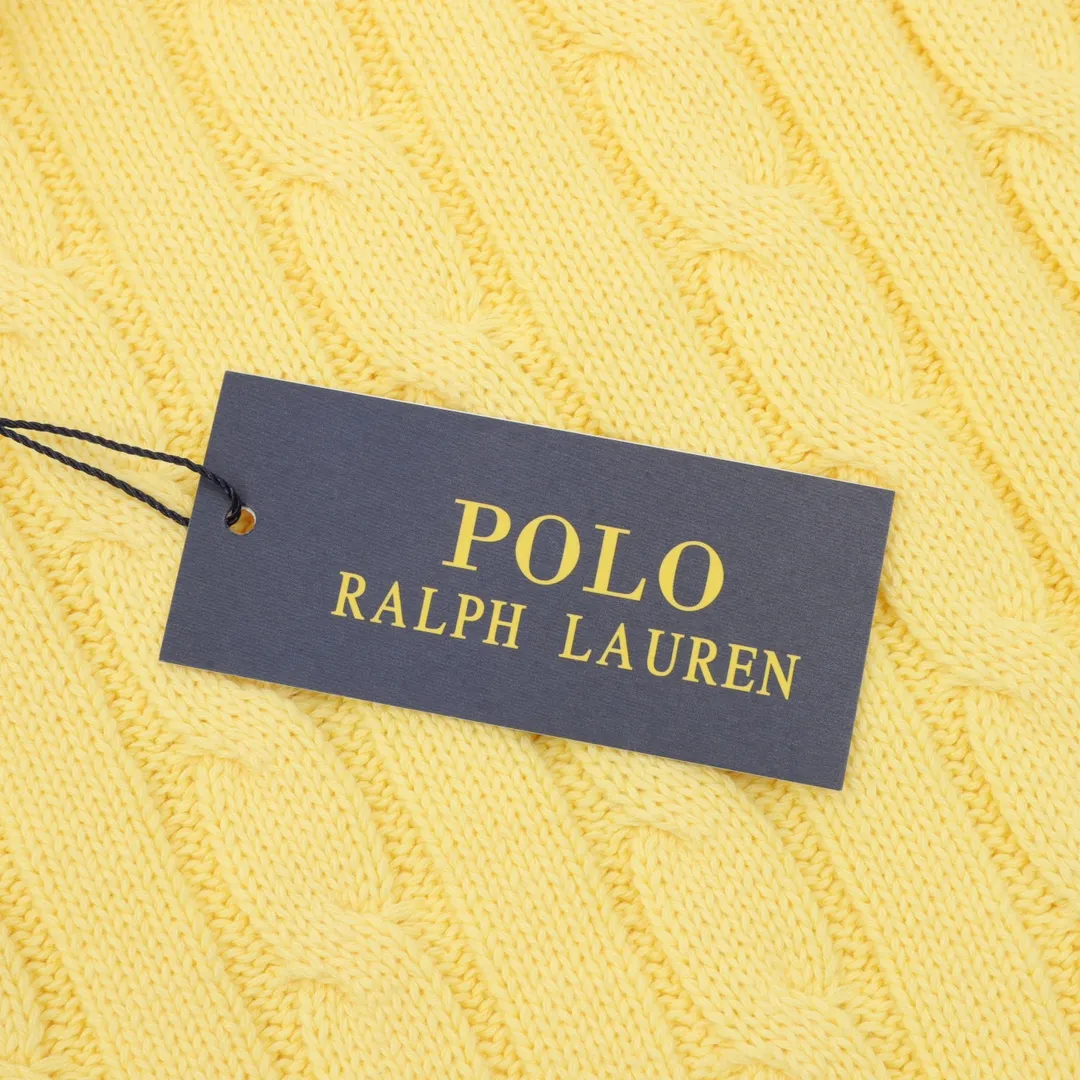 🅿️480 Ralph Lauren 25FW small label knitted sweetheart neck sweater Ralph Lauren (RALPH LAUREN) is the "American classic" brand in the fashion industry. Founded by Mr. Ralph Lauren in 1968, it is a high-end fashion brand with a strong American flavor. The styles are highly stylized and should be regarded as the clothing brand that best represents American culture (this can be seen from the fact that the uniforms of the US team in many Olympic Games have been provided by Ralph Lauren). Size: S-L